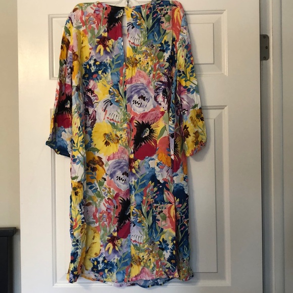 Spring Floral H&M Dress - Picture 2 of 3